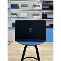 Dell Precision 3520